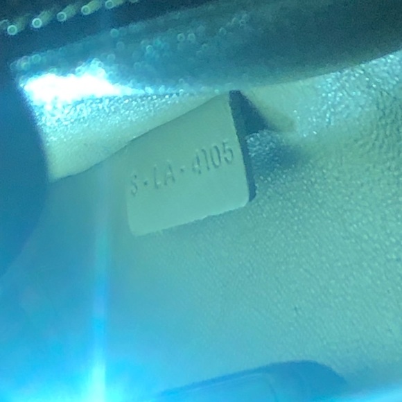 Celine phantom tote bag in medium - Picture 10 of 13